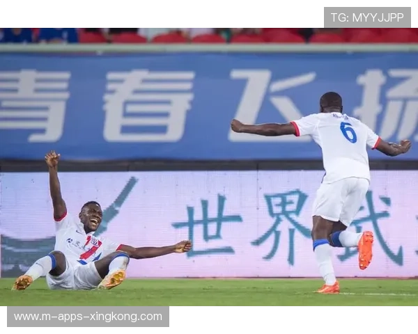 柔佛新山主场奏凯,上海申花铩羽而归,一场酣畅淋漓的胜利与一场令人扼腕的失利 柔佛新山主场奏凯,上海申花铩羽而归,一场酣畅淋漓的胜利与一场令人扼腕的失利